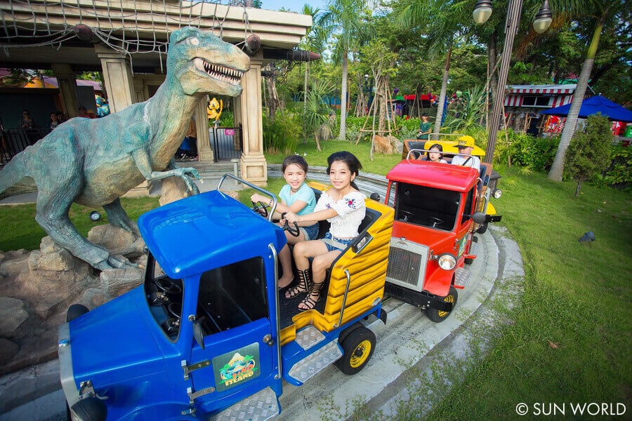 Dino Island đưa con yêu khám phá thế giới khủng long