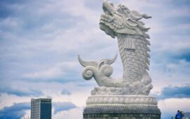 Tượng cá chép hóa Rồng Đà Nẵng – Biểu tượng du lịch bên sông Hàn