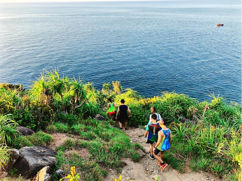 Một số địa điểm hoang sơ ở bán đảo Sơn Trà đòi hỏi du khách phải có sức bền tốt để di chuyển đến đó