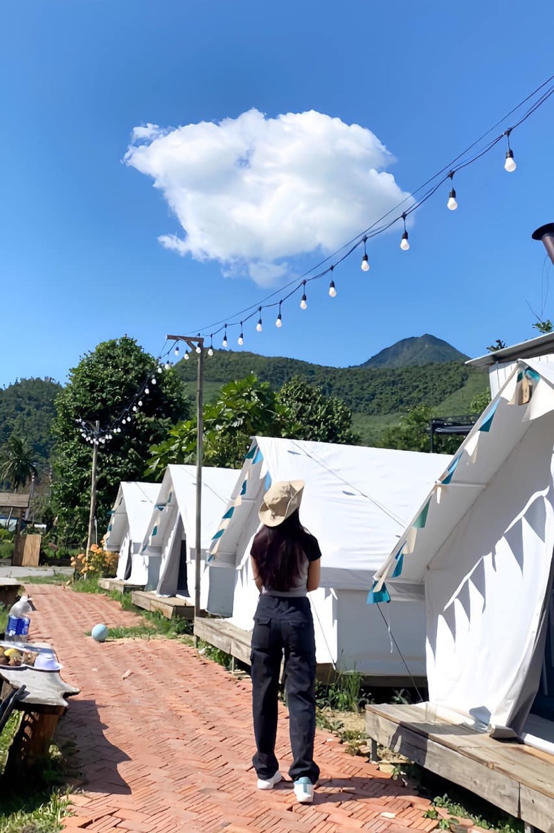 Lều trại tại Đủng Đỉnh Camping có đầy đủ tiện nghi, luôn sẵn sàng để phục vụ du khách (Nguồn: Đủng Đỉnh Camping)